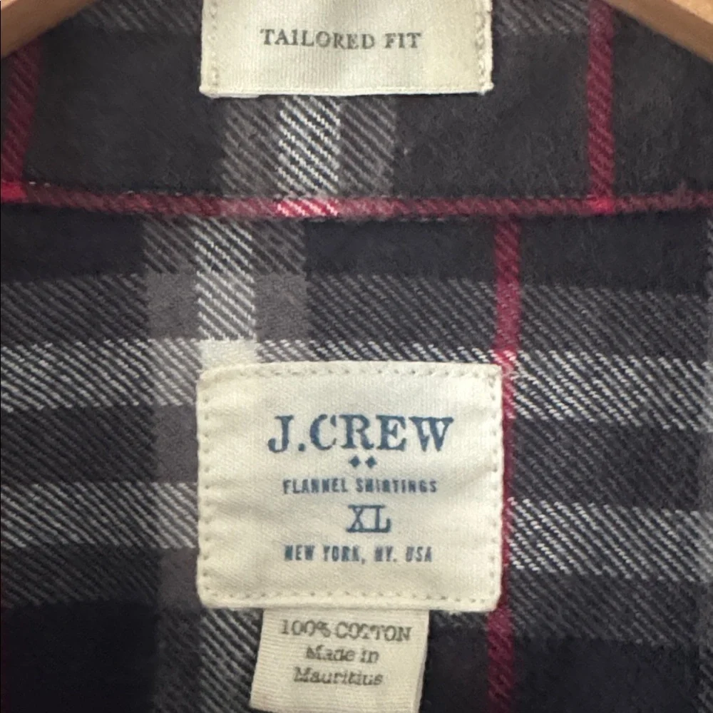 J.Crew Flannel Men’s XL Plaid Button Front Cotton Shirt‎ Gray Burgundy
